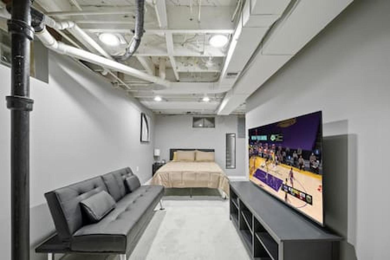 Urban Elegance Retreat In Downtown Rochester Exterior foto